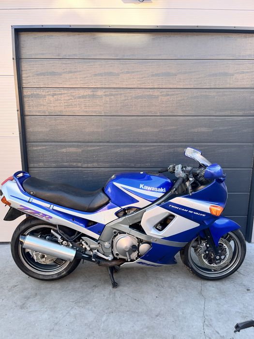 Kawasaki zzr 600