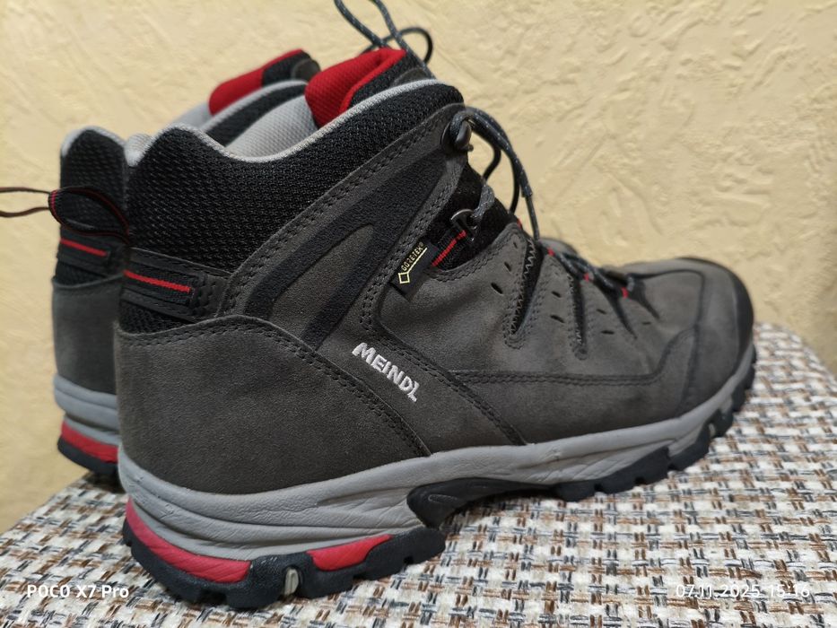 Трекінгові шкіряні черевики Meindl