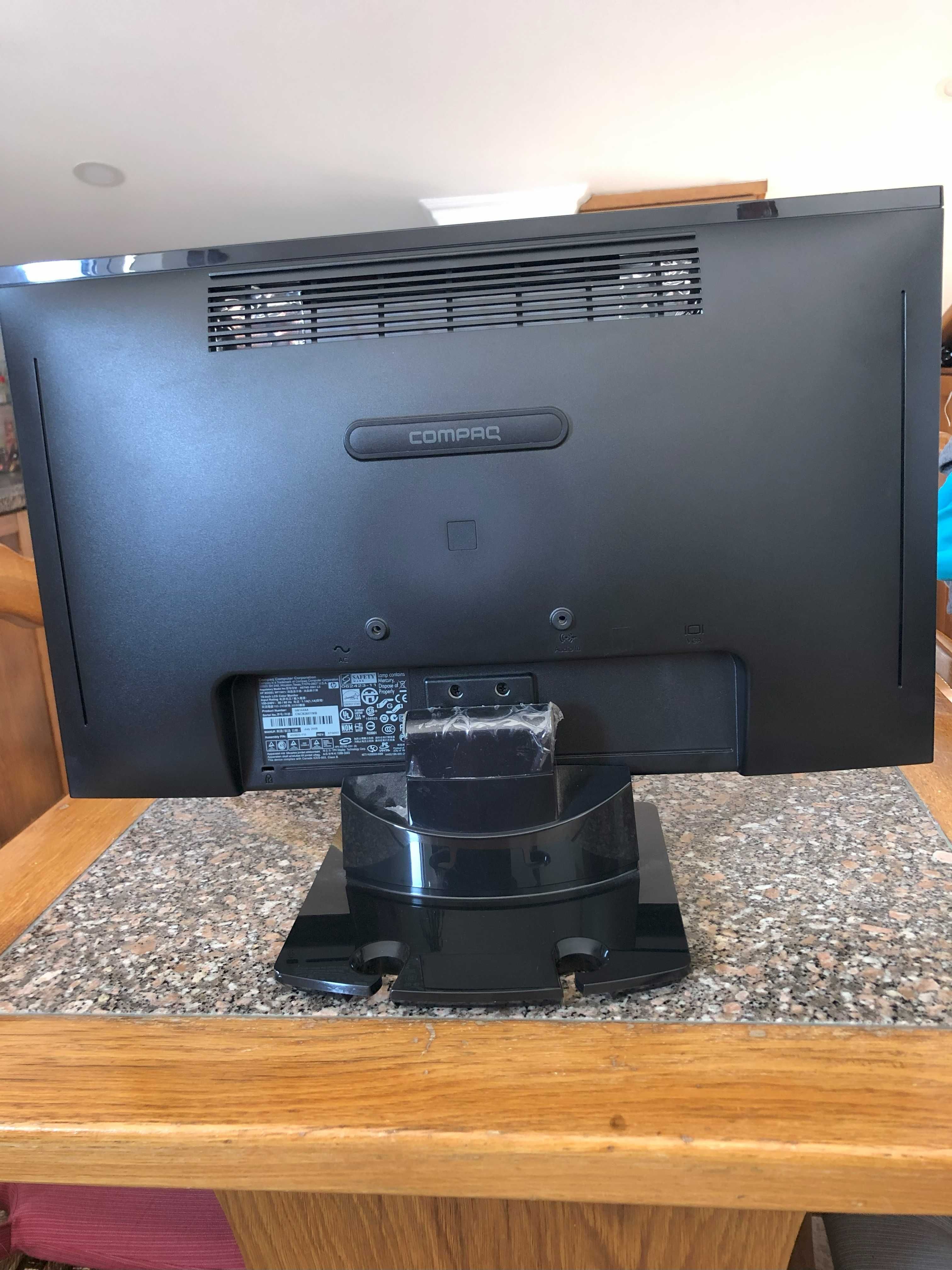 Monitor marca Compact