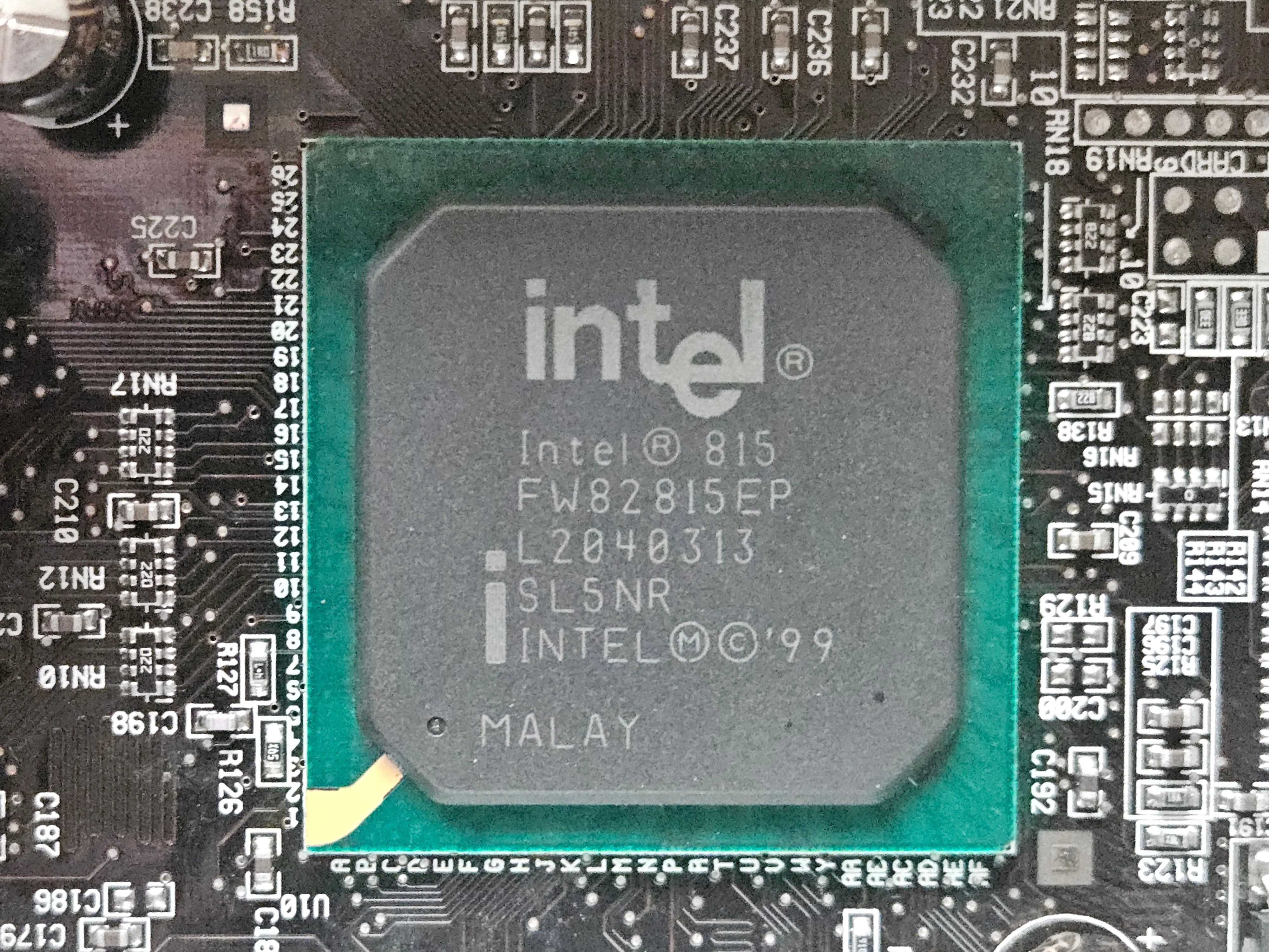 Płyta główna AOpen AX3SP-U + Intel Celeron 1100A + chłodzenie