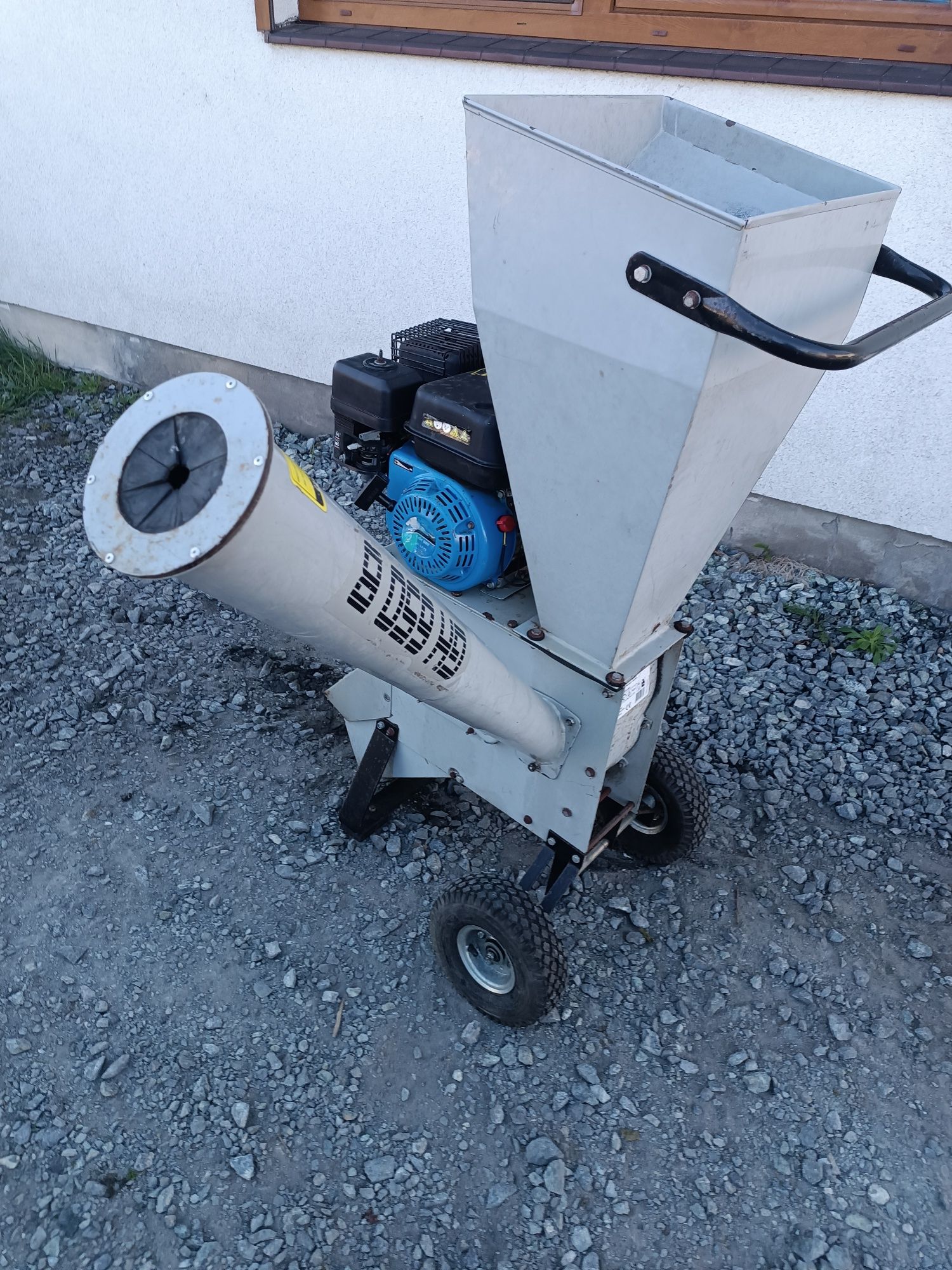Rebak spalinowy 5km do gałęzi brylion itp.