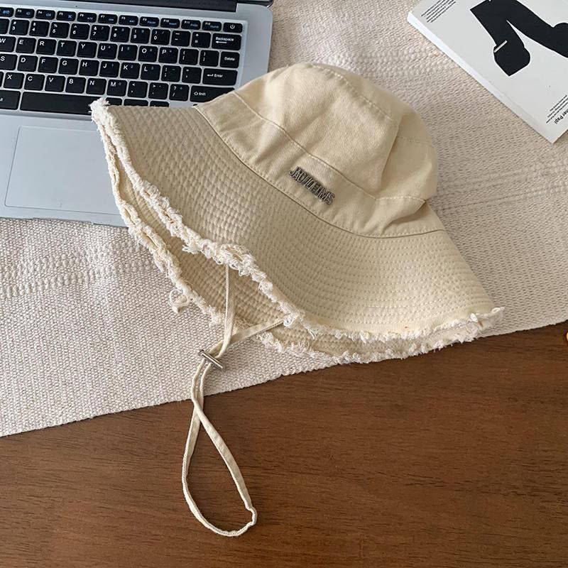 Панамка Jacquemus, панама, літня
шляпка, капелюх