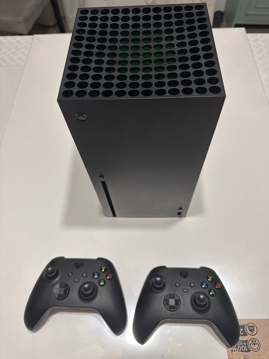 Xbox Series X - 2 controles