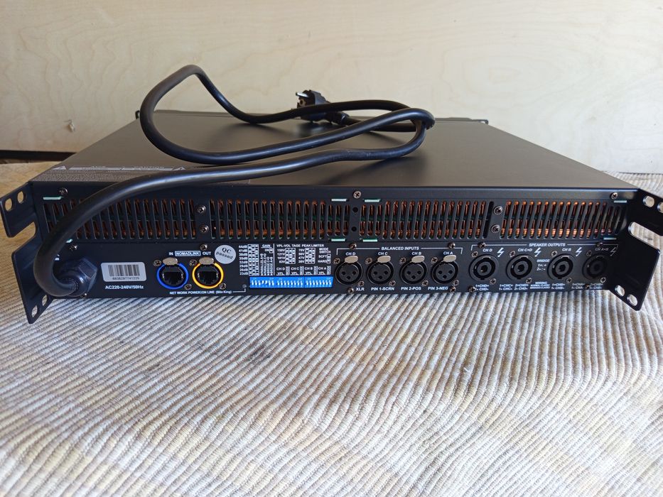 Amplificador FP 10000