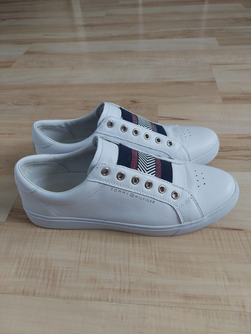 Buty sneakersy damskie Tommy Hilfiger 41, skóra, skórzane wsuwane