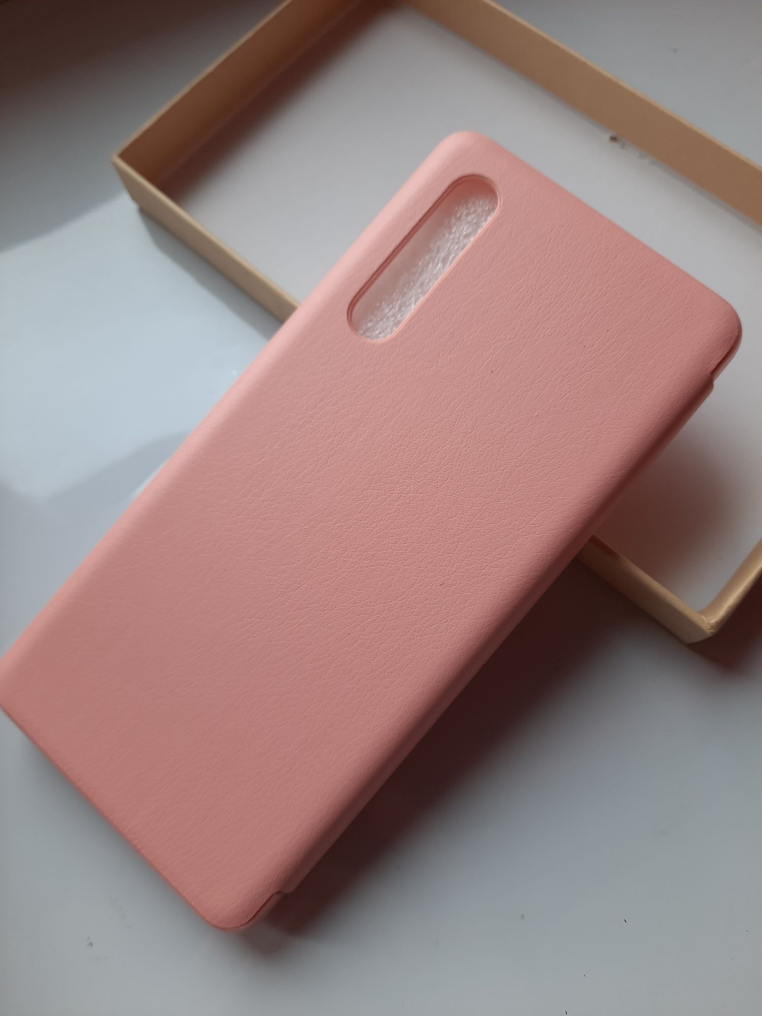 Etui na Huawei p30 Zamykany nowy