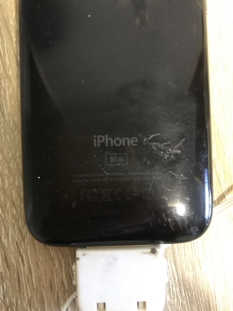 iPhone 3Gперший