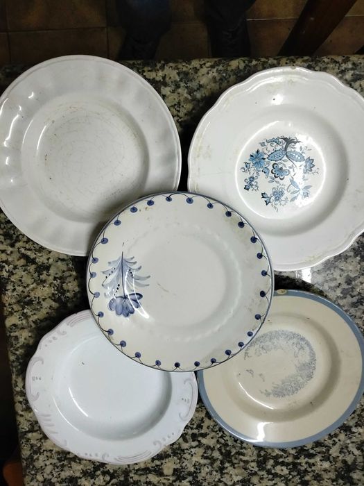 Louças antigas Sacavém Coimbra vista alegre etc