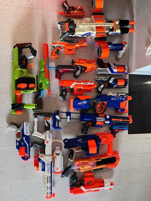 Zabawkowe blastery Nerf