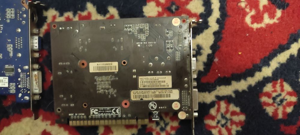 Видеокарта и материнская плата