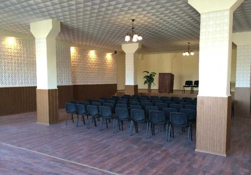 Продається 5-поверховий офісний центр з ремонтом у Вінниці