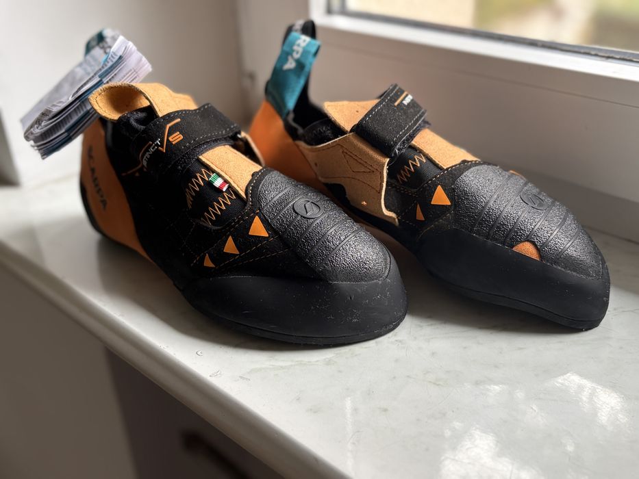 Scarpa Instinct VS 41,5 buty wspinaczkowe