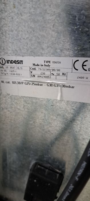 Професійна газова плита Indesit