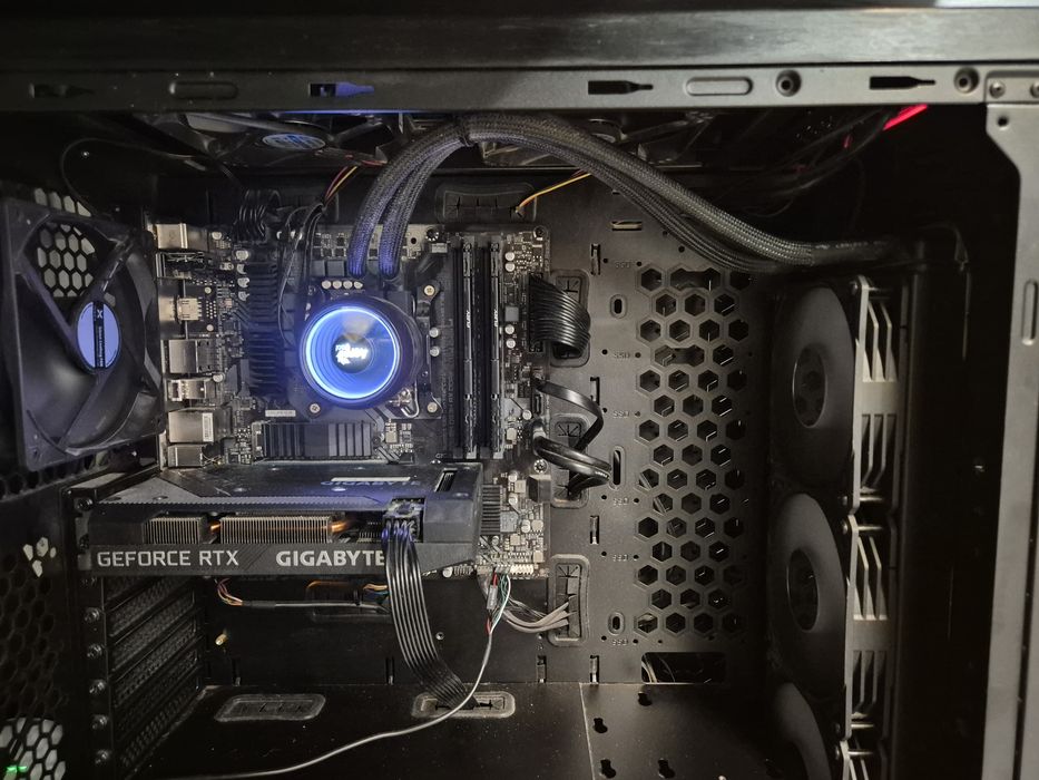 Продам компьютер i5 13600k 3060 8gb