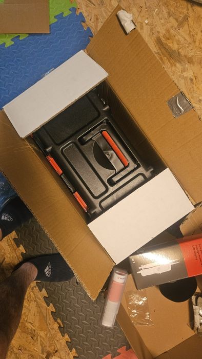 Sprzedam narzędzia dla Elektryka