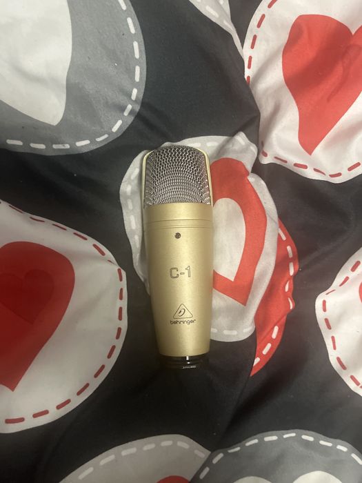 mikrofon behringer c1 razem z kartom do tego