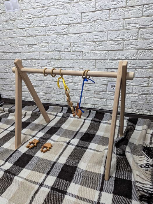 Монтессорі Розвиваючий Центр Стійка Мобіль для немовлят Еко Бейбі Джим