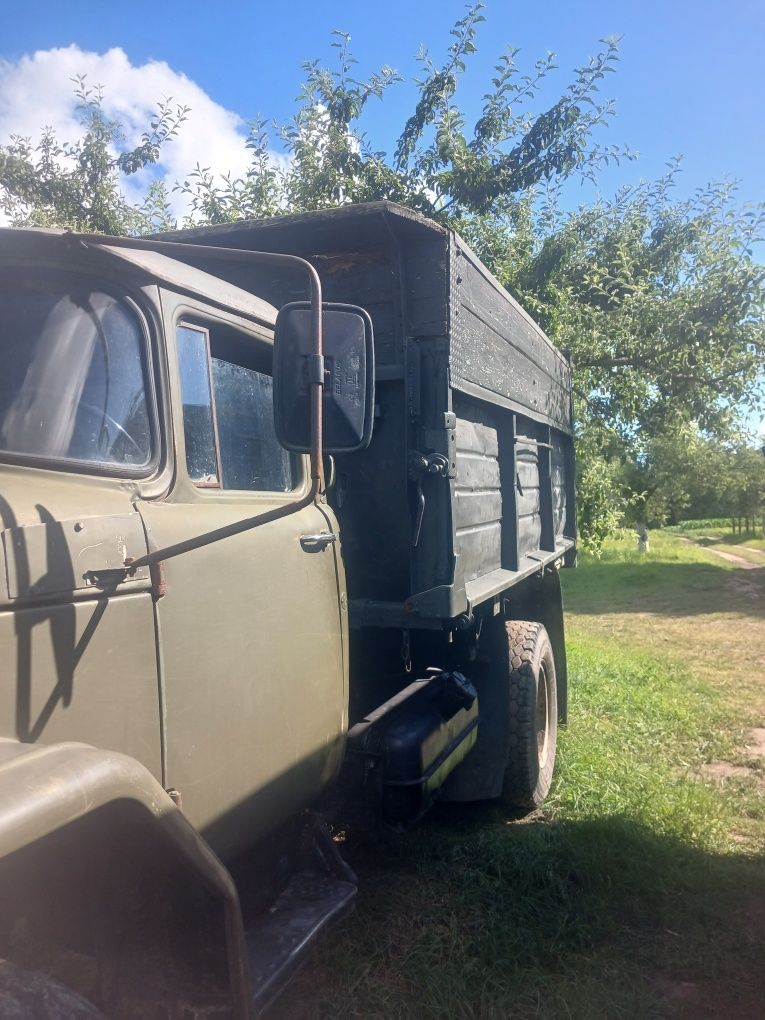 Зіл,самосвал,Д 240