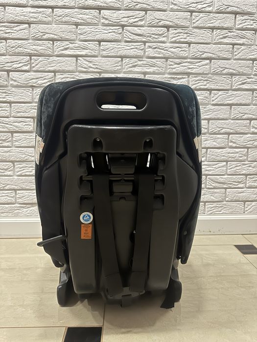 Дитяче автокрісло