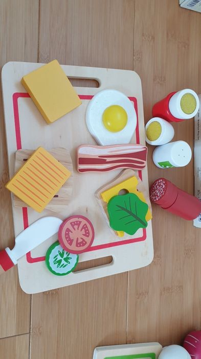 Drewniany zestaw śniadaniowy KUCHNIA Drewniana dla dzieci