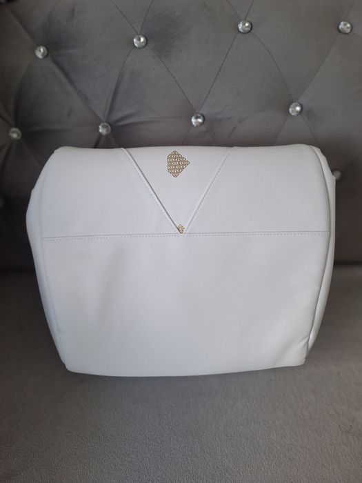 Junama diamond glow ekoskóra biala osłonka pokrowiec na nóżki wysyłka