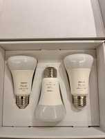 Sprzedam 3 inteligentne zarowki Philips Hue White and Color 1100 E27.