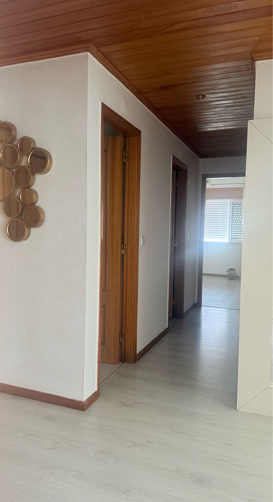 Apartamento t2 suite, com terraço louge  e um lugar parqueamento