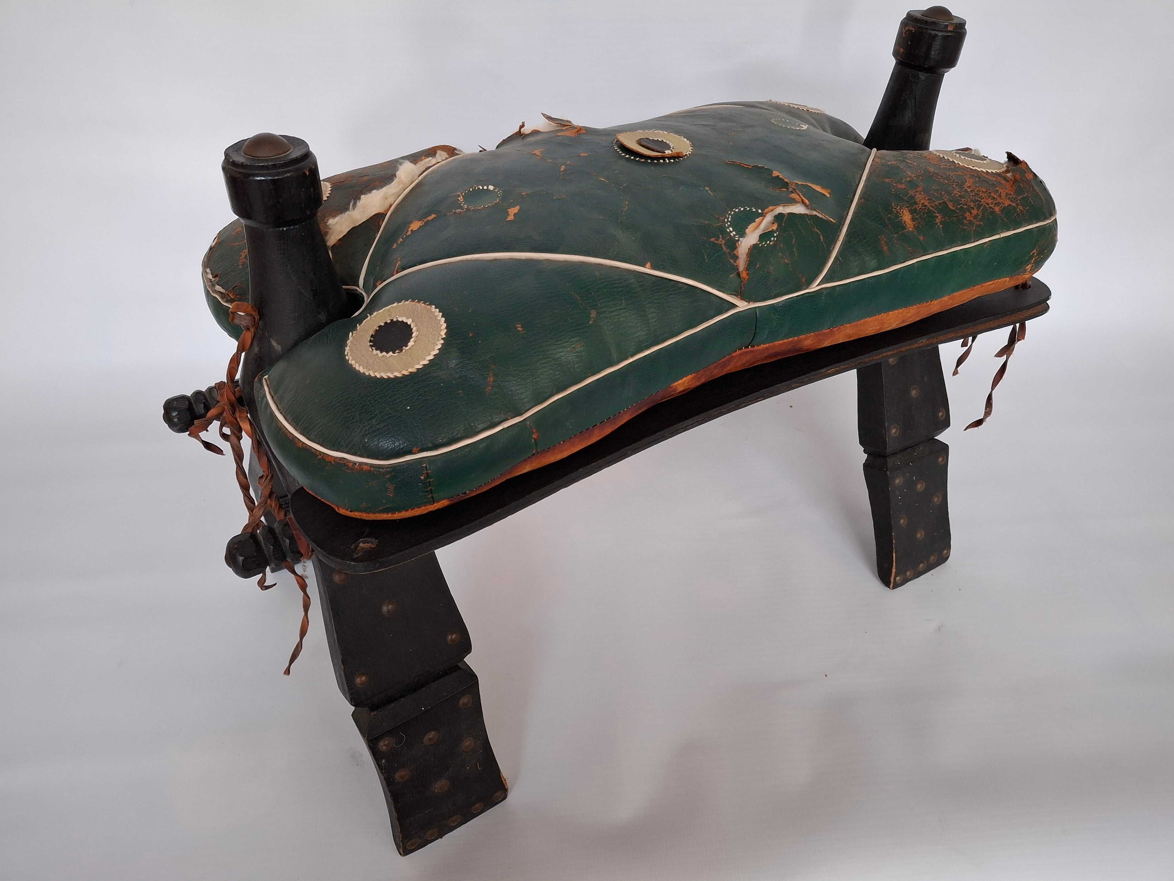 pufa koziołek vintage retro podnóżek 58x31x38 stary składany