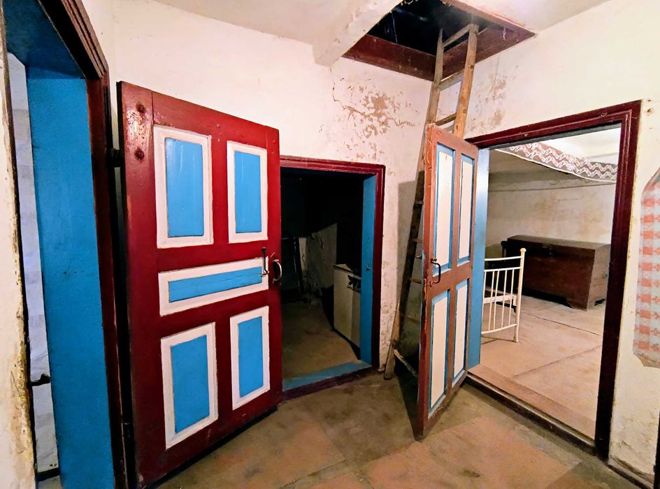 Дім 63 м2 українська хата піч Дмитрушки 2 км Умань 53 сотки + 18 соток