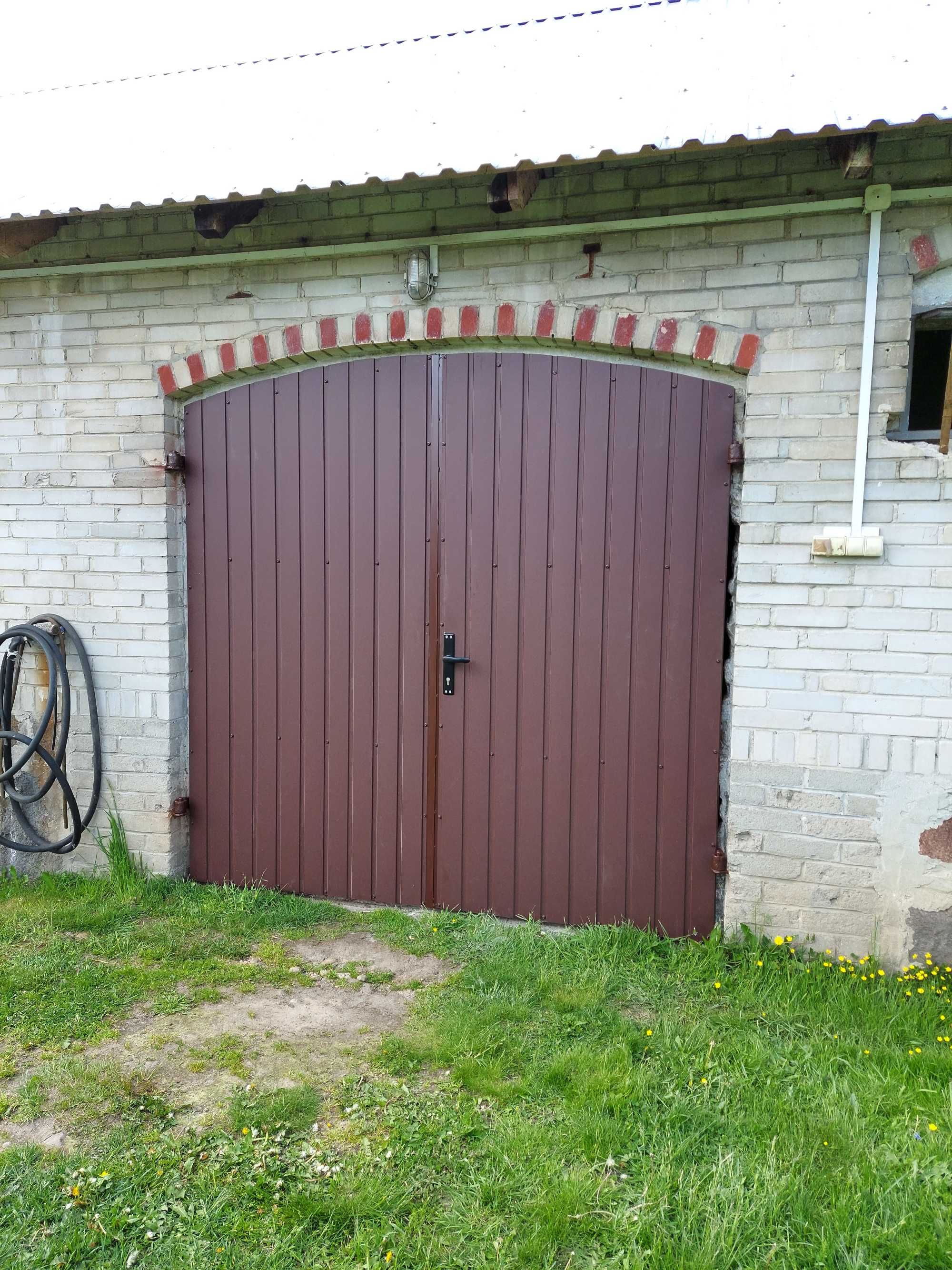 Drzwi bramy garażowe wrota hale wierzeje do stodoły