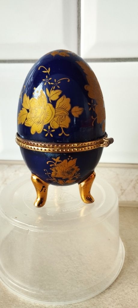 Jajko a 'la Fabergé - szkatułka puzderko porcelana ceramika