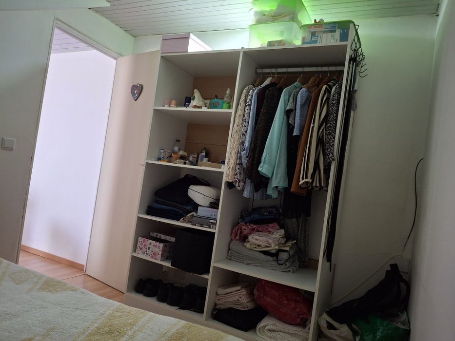 Casa ( sótão com entrada individual)