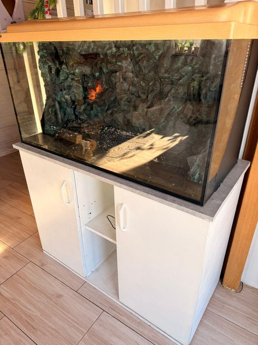 Akwarium 200l wraz z szafką