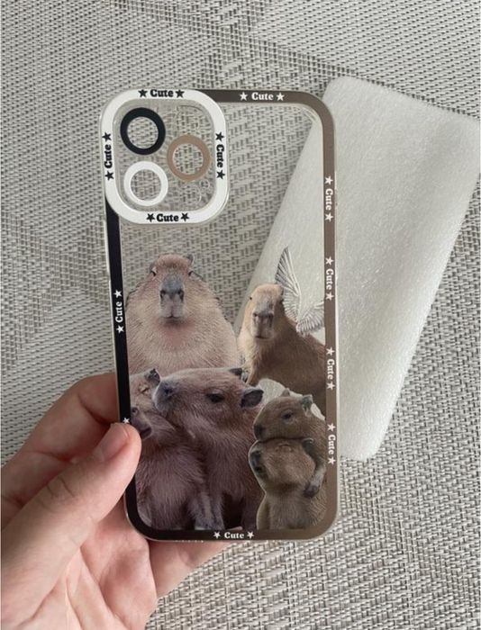 Чохол на iphone 12 pro з капібарами