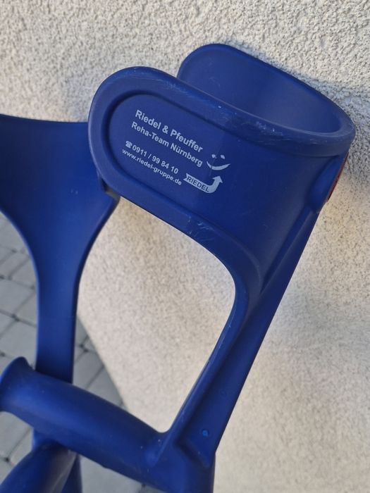 Kule Ortopedyczne Kule Do Chodzenia Regulowane
REGULOWANA WYSOKOŚĆ: Ku