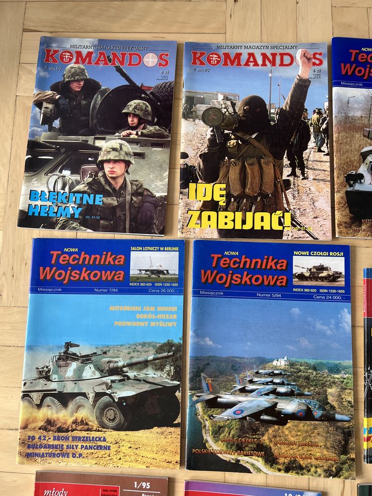 Komandos, Technika Wojskowa, młody technik 12 szt 1994,1995 zadbane