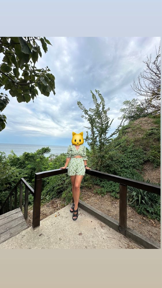 Летний легкий красивый комбез топ и шорты xs/s/m