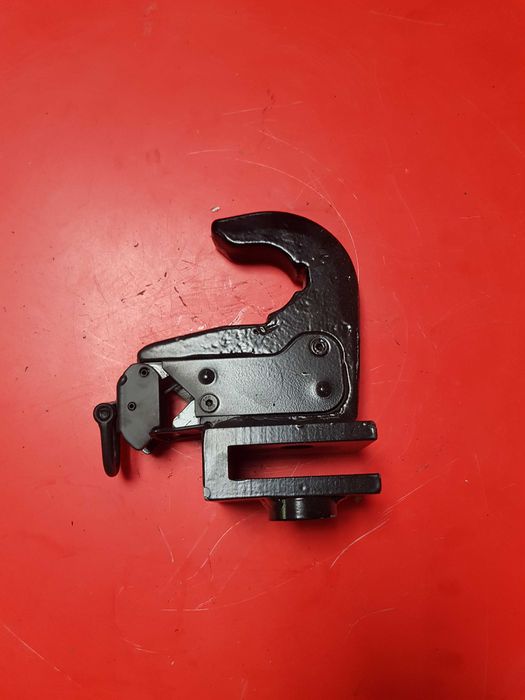 Hak dolny lewy  KPL 43N050000L MTZ 320