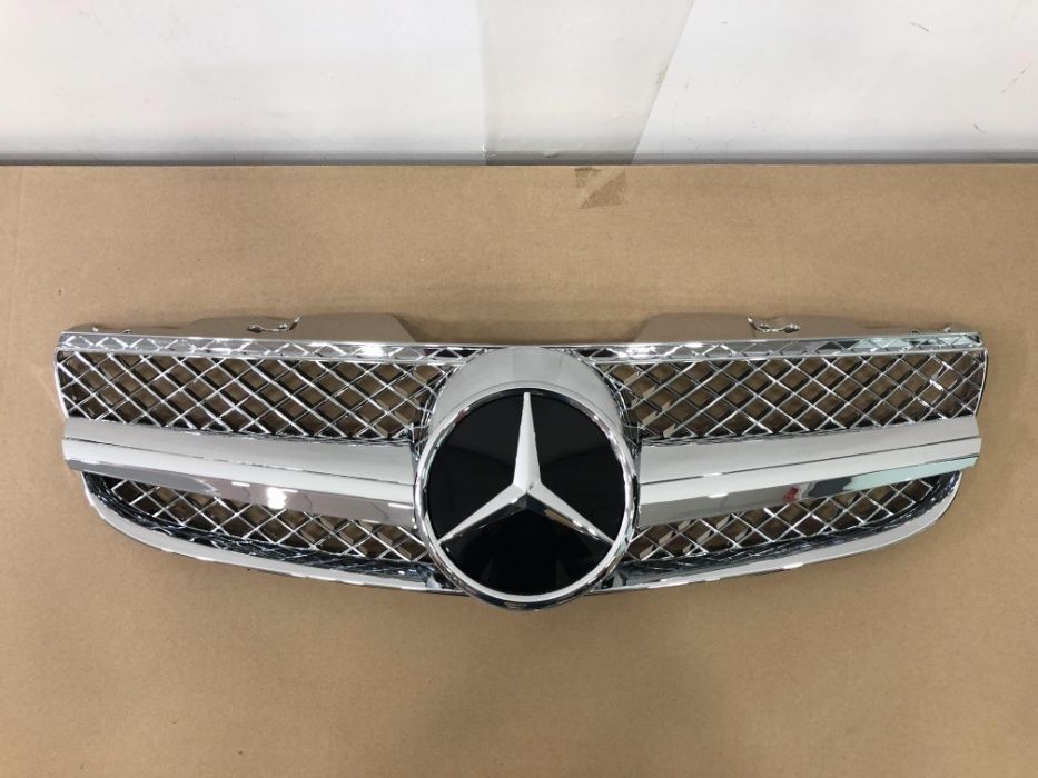 Решітка Радіатора Mercedes SL sl AMG R230 SL55 решітка 05-08г mercedes