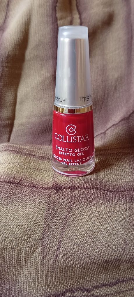 Vernizes vermelhos  efeito gel Collistar make up. Novos