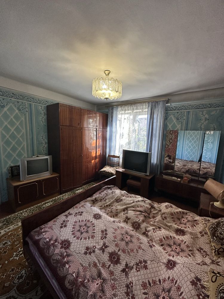 Продається частина будинку на Макаренка
