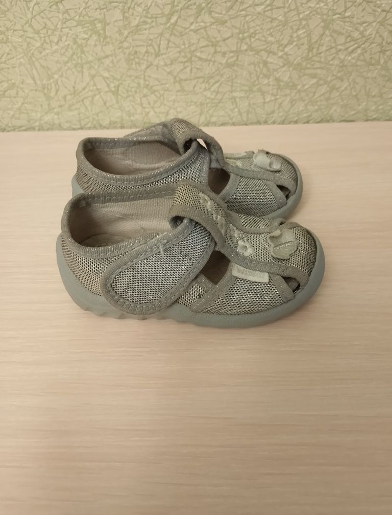 Дитяче взуття б/у