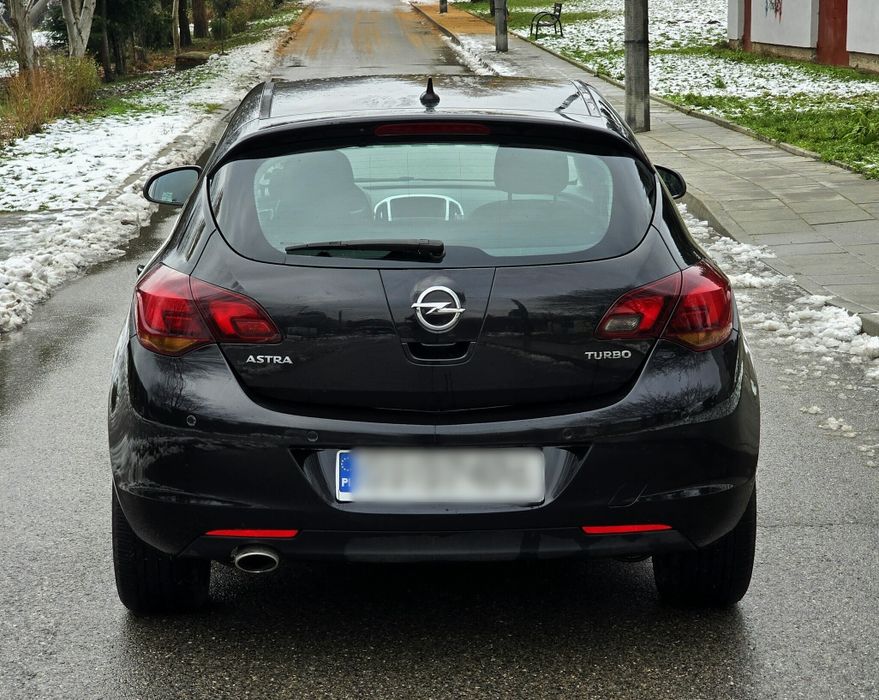 Opel Astra J 1.4 Turbo 140KM~Navi~Pakiet Winter~Bez Rdzy~Alufelgi~
