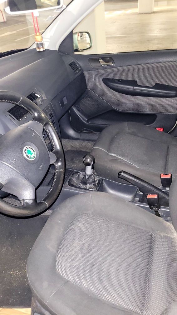 Skoda Fabia 1.2 gasolina