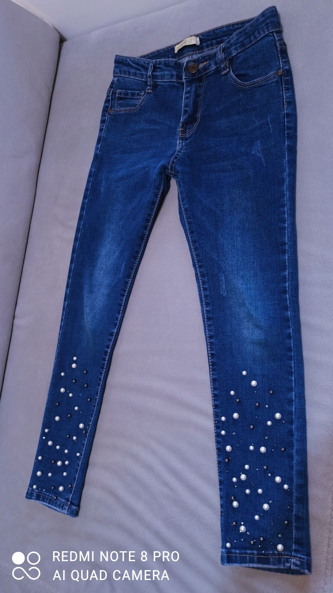 Super spodnie dla dziewczynki jeansowe rozmiar  140