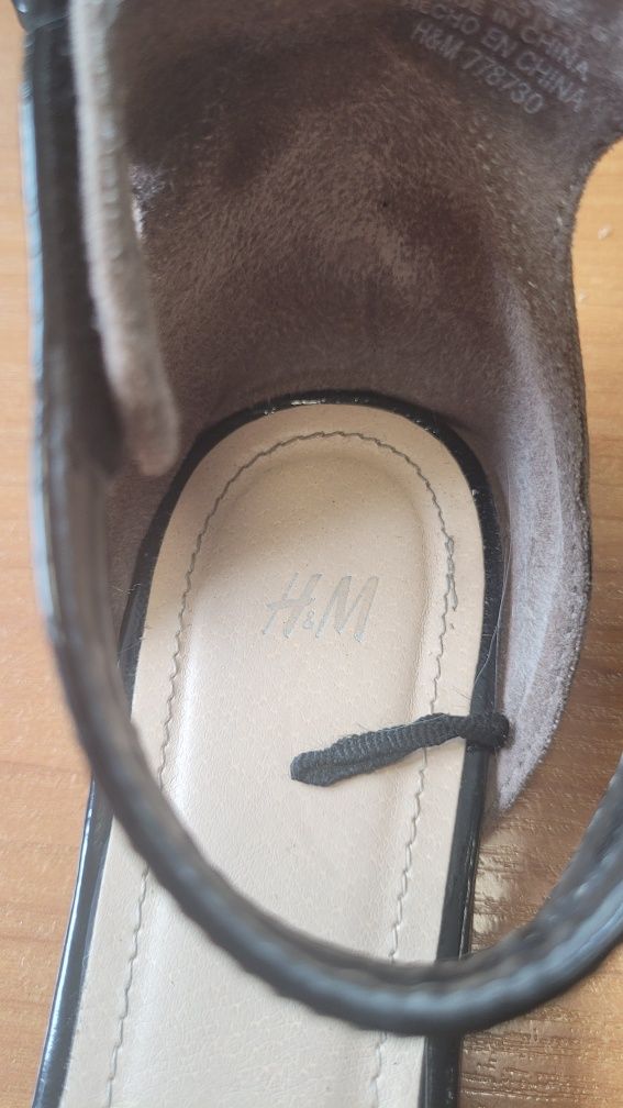 Sandały H&M wężowa skórka 40