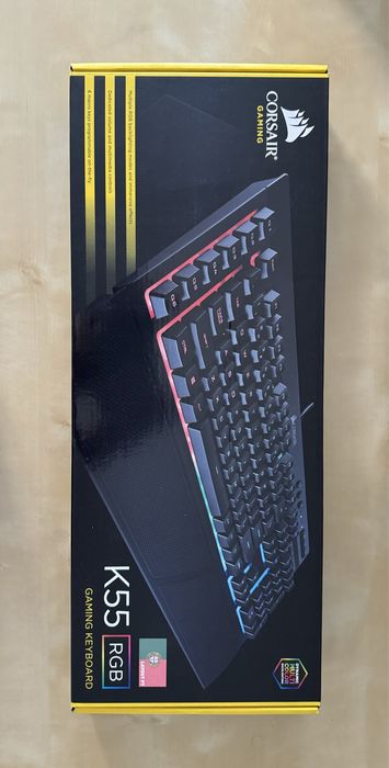 Teclado gaming Corsair K55 RGB