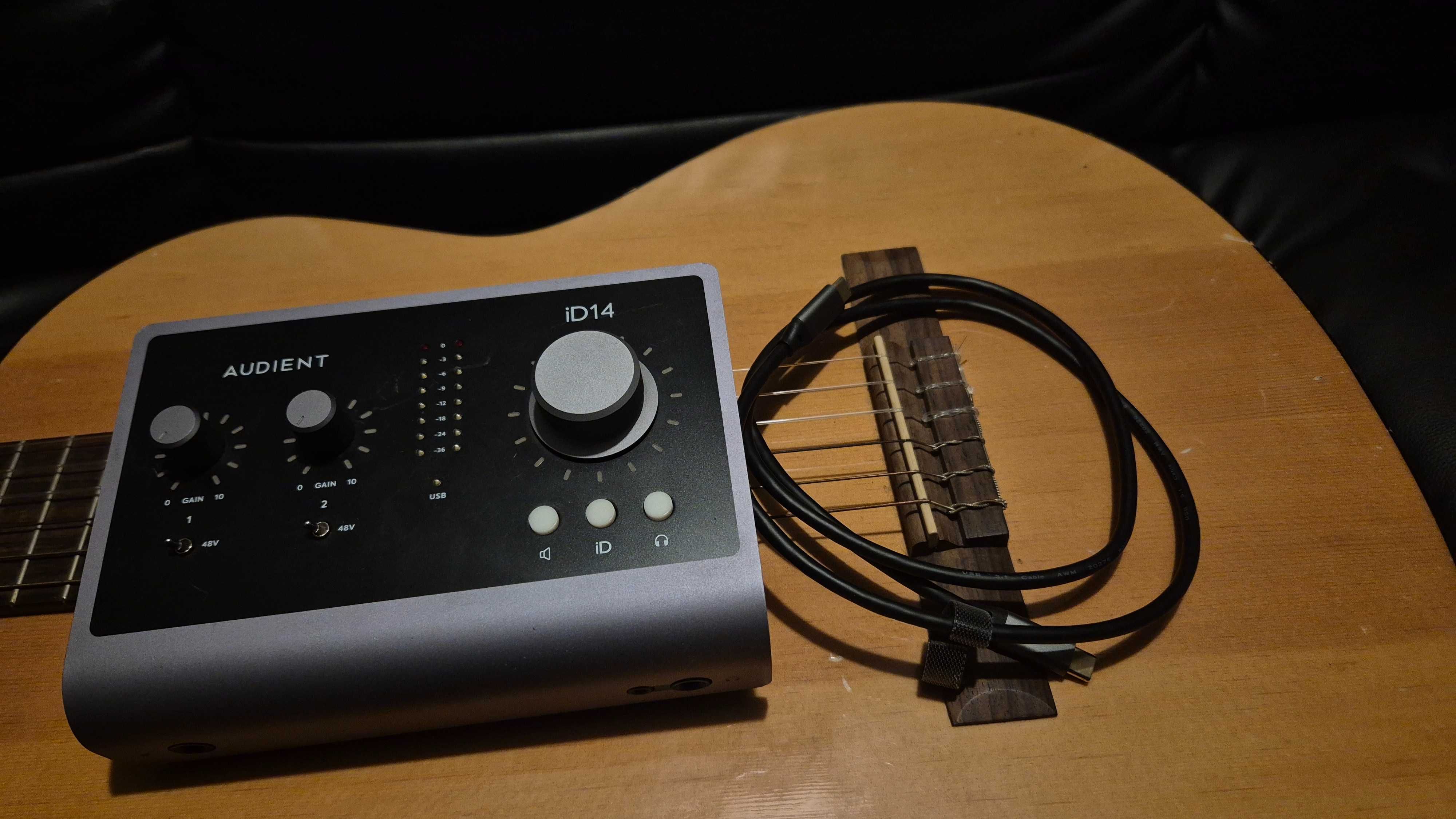 Audient iD14 MKII – interfejs audio USB