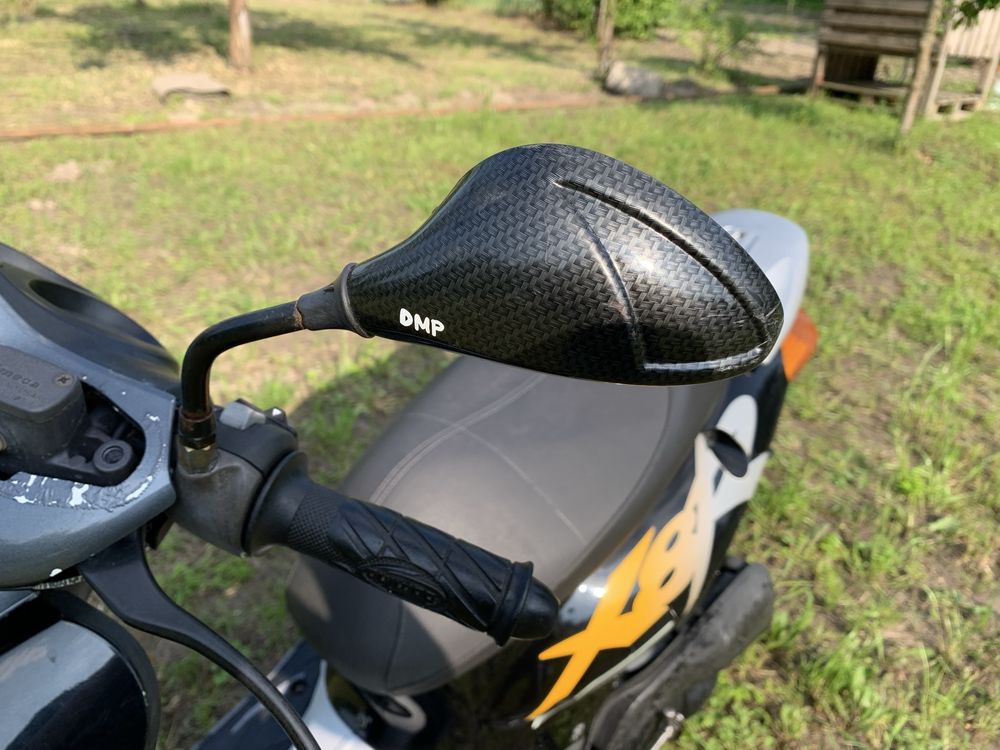 Продам скутер Honda X8R