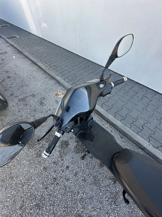 Trotinete neovolt runner